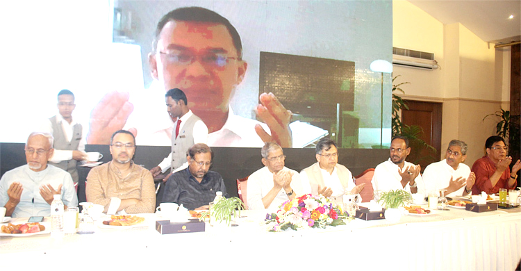 বিএনপিকে ১/১১’র মতো মিডিয়া ট্রায়ালের মুখে ফেলা হচ্ছে: তারেক রহমান