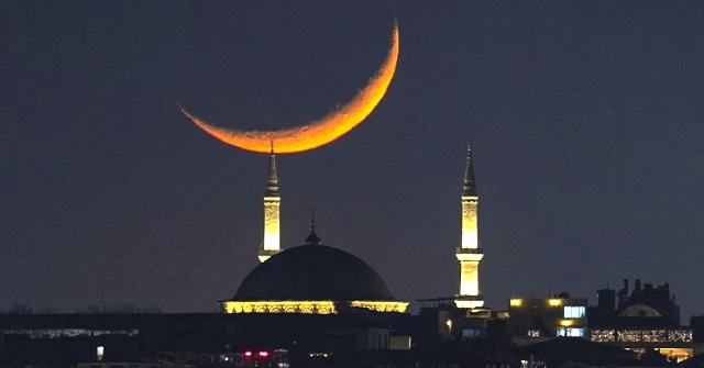 সৌদিতে চাঁদ দেখা গেছে, ঈদ ২৮ জুন