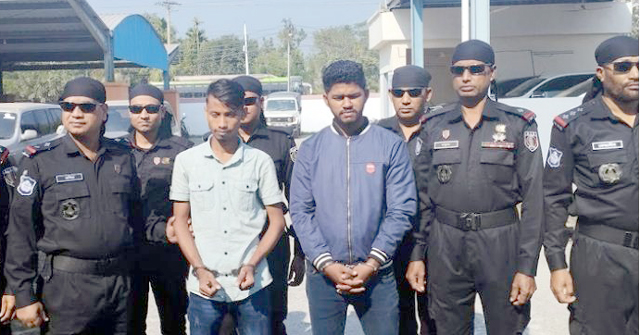 অবৈধভাবে ডলার মজুত করলে ব্যবস্থা : ডিবি