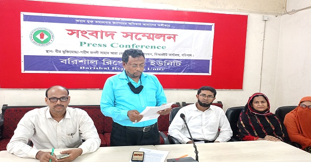 শিক্ষা কর্মকর্তা আনোয়ারের বিরুদ্ধে শিক্ষকদের ফাইল আটকে রাখার অভিযোগ