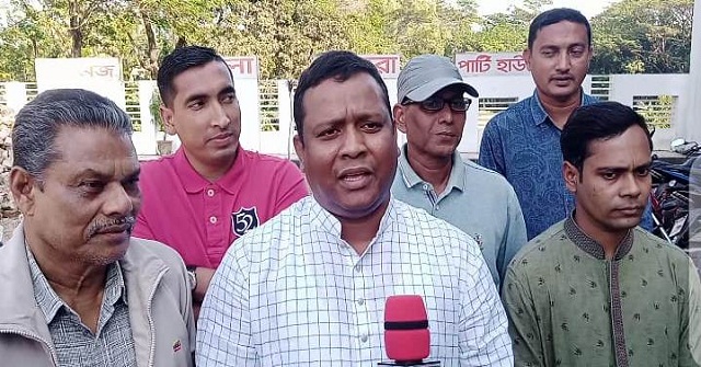 আমি নৌকার বিরুদ্ধে না: স্বতন্ত্র প্রার্থী আতিকুর রহমান 