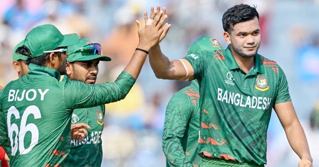  বোলিংয়ে ধুঁকছে, তবে চ্যাম্পিয়ন্স ট্রফির সমীকরণে এগিয়ে বাংলাদেশ