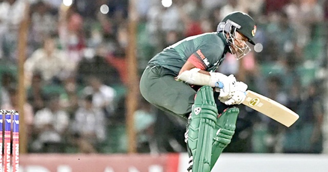 বড় হারের পথে বাংলাদেশ