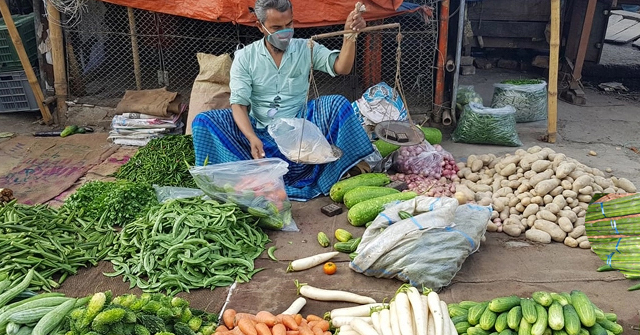 ৬ ঘণ্টা চলবে কাঁচাবাজার