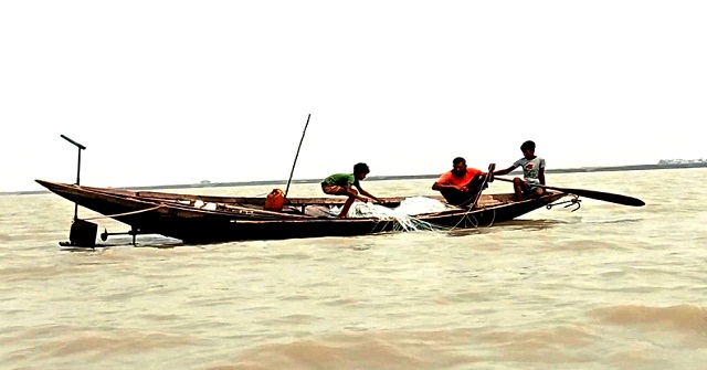 কাঙ্ক্ষিত ইলিশ না পেয়ে হতাশ জেলেরা