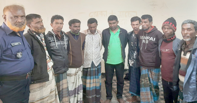 সুন্দরগঞ্জে ১০ আসামি গ্রেপ্তার