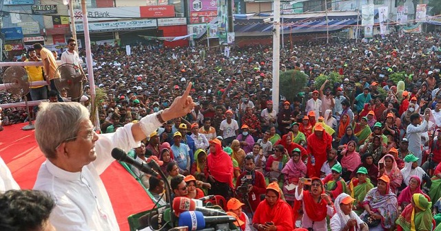 পথ আটকে জনগণের গণতন্ত্রের আকাঙ্ক্ষাকে দমিয়ে রাখা যায় না