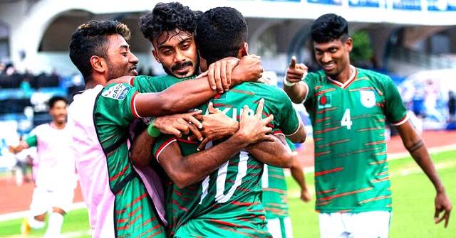 মালদ্বীপকে উড়িয়ে সেমির আশা বাঁচিয়ে রাখলো বাংলাদেশ