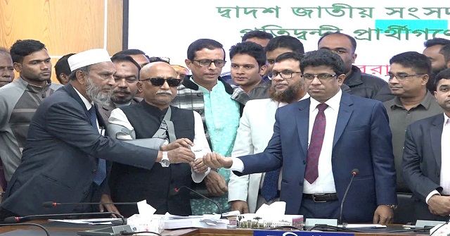 বরিশালের ৬টি আসনে ৩৫ প্রতিদ্বন্দ্বির মাঝে প্রতীক বরাদ্দ