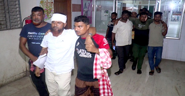  বরিশালে অভিযানে জেলেদের হামলায় নির্বাহী ম্যাজিস্ট্রেটসহ আহত ১৫, আটক ২৭