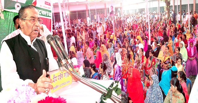  ক্ষমতায় বসার জন্য বিদেশিদের দিকে তাকিয়ে আছে বিএনপি:  আবুল হাসানাত আবদুল্লাহ 