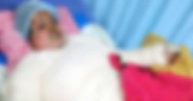  পরকীয়ায় বাঁধা দেয়ায় স্ত্রীকে কেরোসিন ঢেলে পুড়িয়ে হত্যার অভিযোগ 