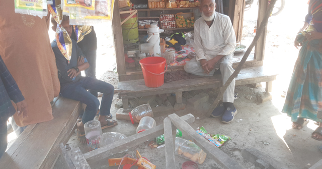 চরফ্যাশনে সতন্ত্র প্রার্থীর কর্মীর ব্যবসা প্রতিষ্ঠান ভাংচুর 