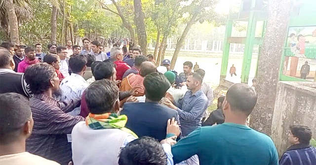 পটুয়াখালীতে রুহুল আমিন হাওলাদারের ওপর হামলা