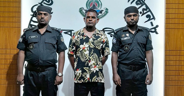 ঘরে ঢুকে প্রতিবন্ধী তরুণীকে ধর্ষণ, গ্রেপ্তার রেফাউল 