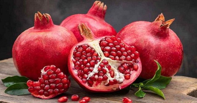 স্বাস্থ্যের উন্নতির জন্য কখন খাবেন বেদানা?