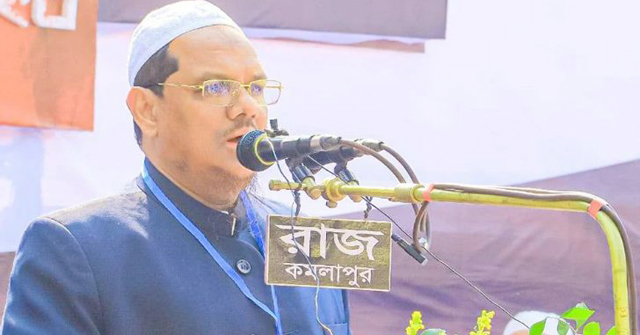 ইভিএমের নির্বাচন জনগণ বিশ্বাস করে না: চরমোনাই পীর