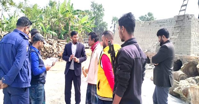 মঠবাড়িয়ায় অবৈধ তিনটি ইট ভাটাকে জরিমানা