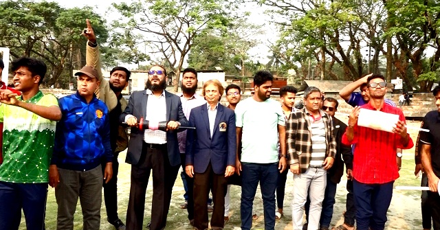 ঝালকাঠিতে ঘুড়ি উৎসব অনুষ্ঠিত