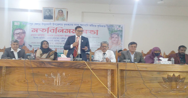 ইন্দুরকানীতে কৃষকদের সাথে মতবিনিময় 