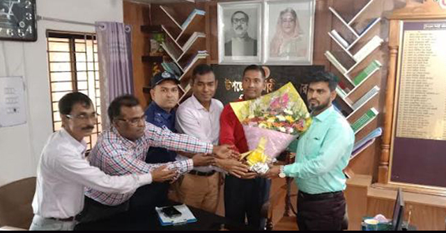 হিজলায় নতুন ইউএনও'র যোগদান