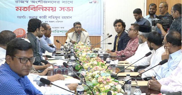 স্বাস্থ্যবিধি মেনে যাত্রী পরিবহনে বরিশালে লঞ্চ মালিকদের সভা