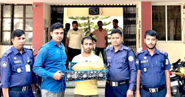 নলছিটিতে দুই কেজি গাঁজাসহ আটক ১