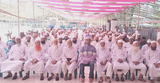 পটুয়াখালীর ২২০ ইমাম-মুয়াজ্জিন পেলেন ৯ লাখ টাকা ঈদ সম্মানী