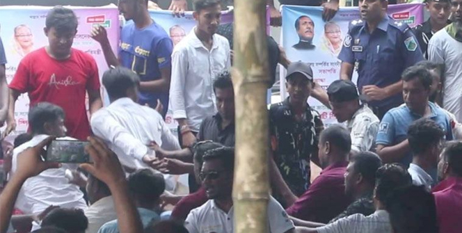 থানা চত্বরে দুই কাউন্সিলর প্রার্থীর কর্মীদের হাতাহাতি