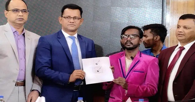 ‘একতারা’ মার্কা পেলেন হিরো আলম