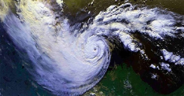 পিরোজপুরে গৃহহীন ও ভূমিহীন পরিবারের মাঝে ঘর হস্তান্তর