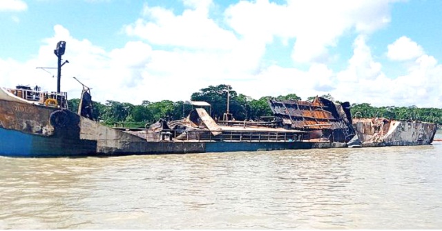 ১৪ দিন পর সরানো হলো ধ্বংসাবশেষ