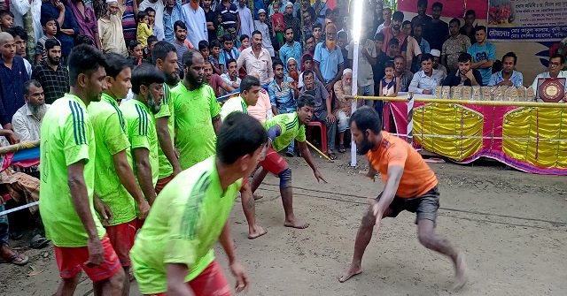 বাবুগঞ্জে হা-ডু-ডু খেলার মাধ্যমে ঐতিহ্য ধরে রাখার চেষ্টা!   