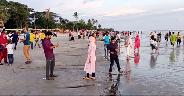 কুয়াকাটায় ৮০ শতাংশ হোটেল বুকিং