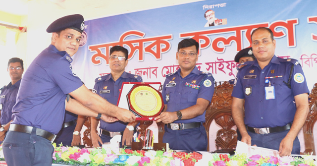 ভোলা জেলার শ্রেষ্ঠ অফিসার ইনচার্জ মোরাদ হোসেন 