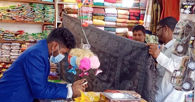 কুয়াকাটায় পর্যটক নিয়ে ব্যস্ত সময় পার করছে ব্যবসায়ীরা