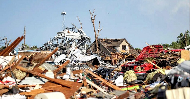 উগান্ডায় স্কুলে জঙ্গি হামলায় নিহত ৪০