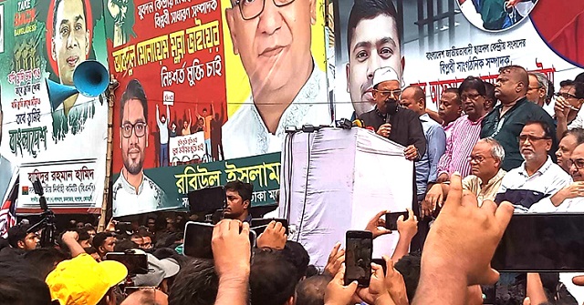 সরকারের ভেতরে ভয় ক্ষমতা ছাড়লে মারধর করা হবে: গয়েশ্বর