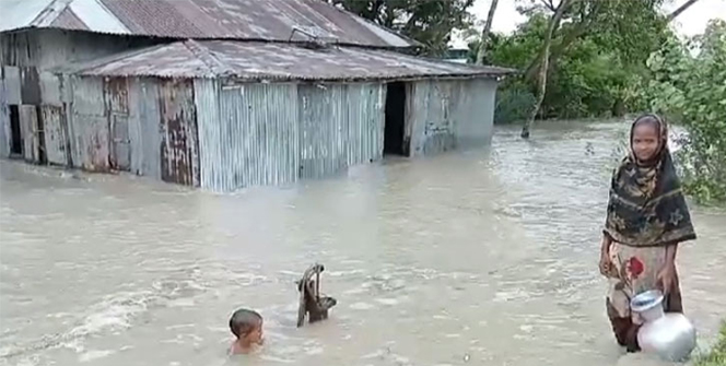 আবারও বিপৎসীমার ওপরে ৬ নদীর পানি