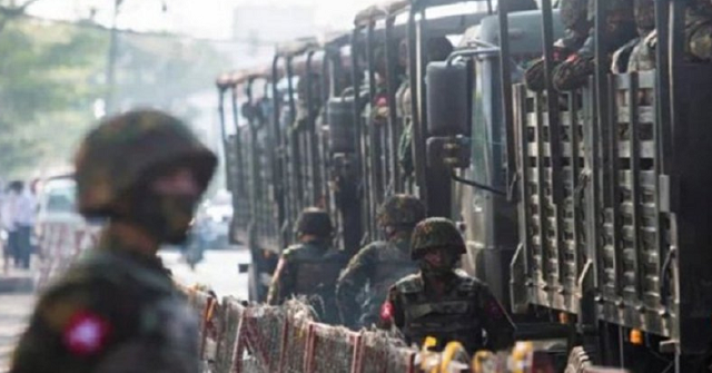 মিয়ানমারের ৩০ সেনাকে হত্যার দাবি পিডিএফ'র