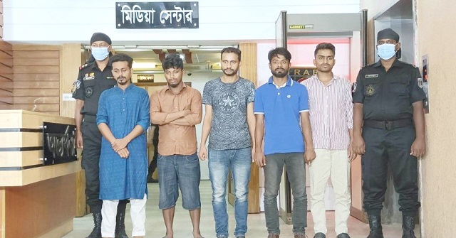  কিডনি বিক্রির চক্র: ক্রেতার কাছ থেকে ৫০ লাখ নিয়ে দাতাকে দেওয়া হতো ৫ লাখ
