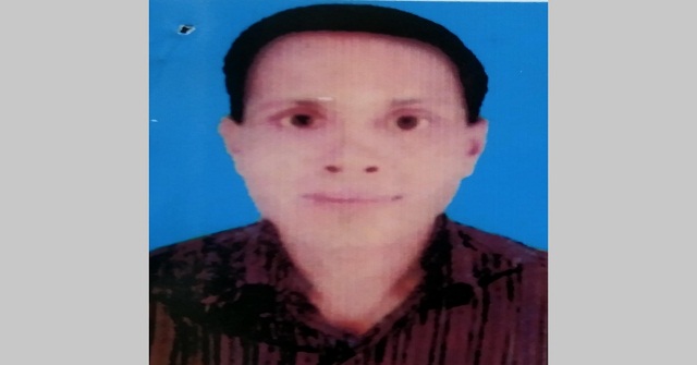  মঠবাড়িয়ায় দুঃস্থ ও প্রতিবন্ধীদের মাঝে খাবার বিতরণ