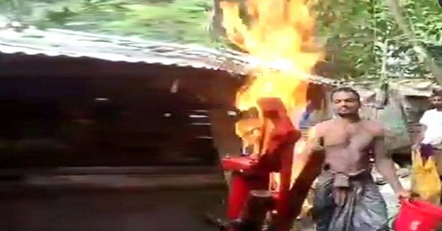 কিশোর গ্যাংয়ের হামলায় দুই পুলিশ সদস্য আহত, আটক ২