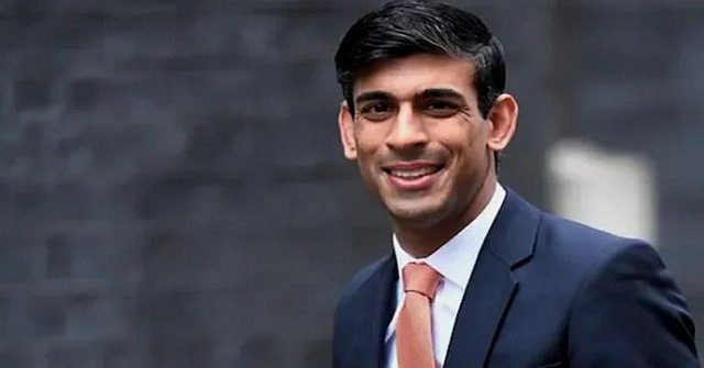 যুক্তরাজ্যের প্রধানমন্ত্রীর দায়িত্ব নিলেন ঋষি সুনাক