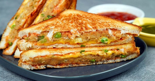 শীতে আলুর স্যান্ডউইচ