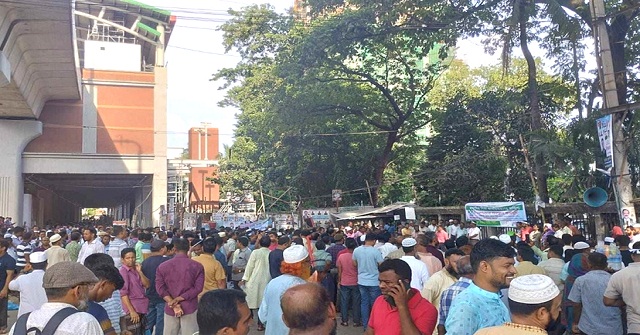 জাতীয়করণের দাবিতে বন্ধের দিনেও আন্দোলনে শিক্ষকরা