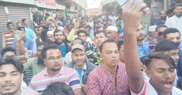 ইন্দুরকানীতে বিএনপির দু গ্রুপের শোডাউন 