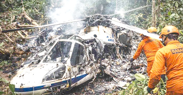 ইন্দোনেশিয়ায় হেলিকপ্টার বিধ্বস্ত হয়ে ৮ যাত্রীর সবাই নিহত