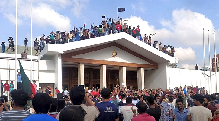  ৫ আগস্ট ‘জুলাই গণঅভ্যুত্থান দিবস’, থাকবে সাধারণ ছুটি