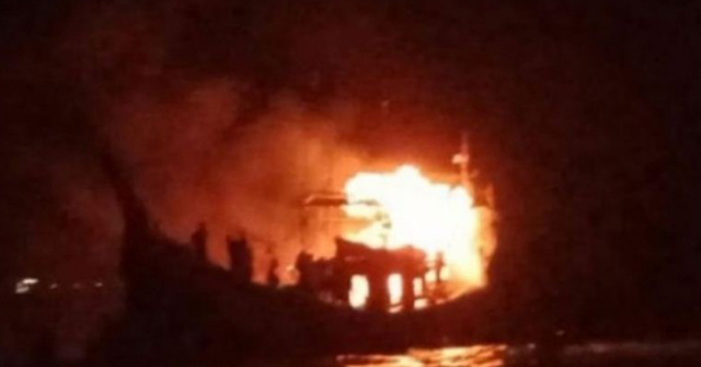 ট্রলারে হঠাৎ গ্যাস সিলিন্ডার বিস্ফোরণ, দগ্ধ তিন জেলে